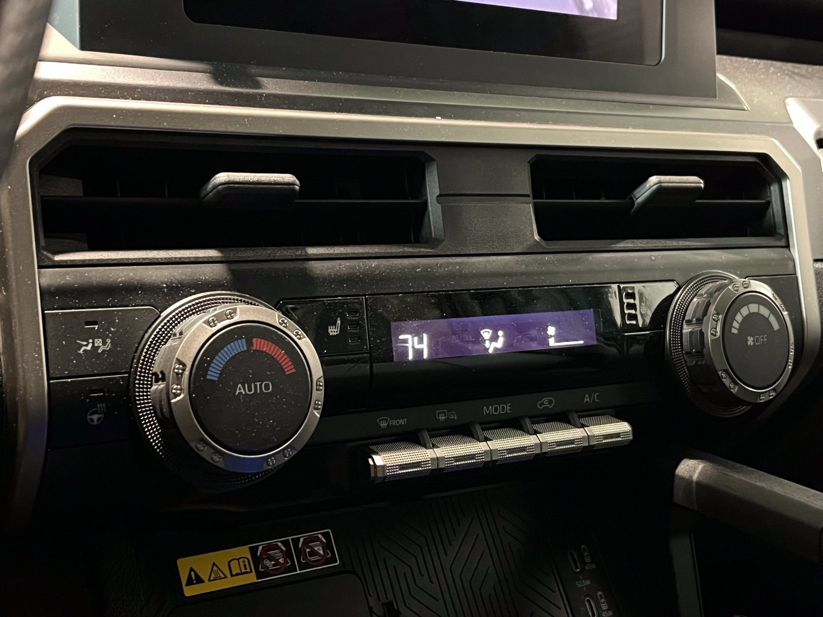 Used 2025 Toyota 4Runner TRD Off-Road AWD/4WD image 23