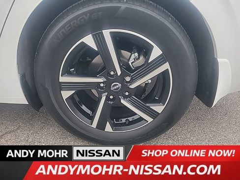 Used 2025 Nissan Sentra SV w/ All-Weather Package image 9