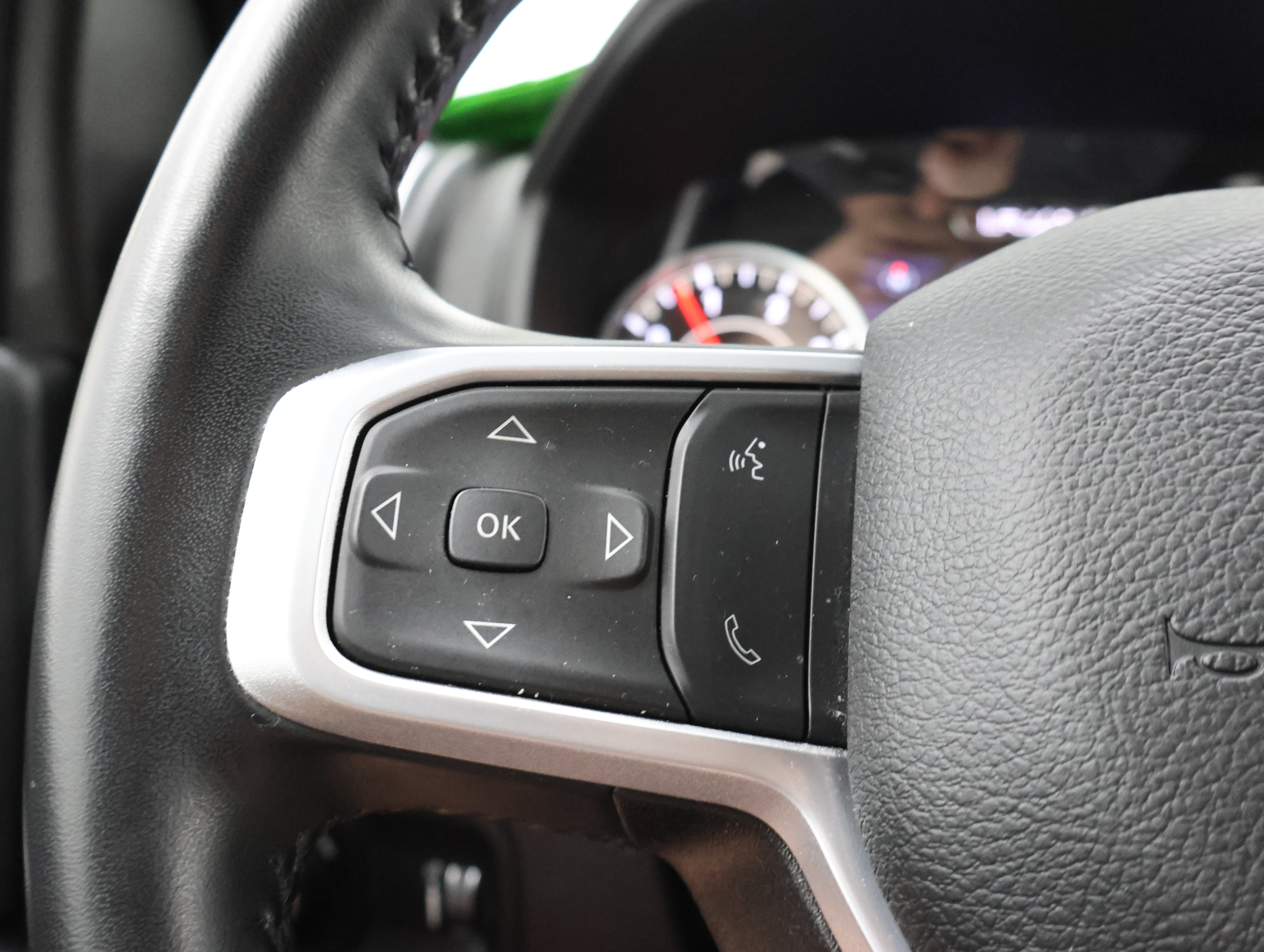 Used 2024 RAM 3500 Big Horn w/ Night Edition AWD/4WD image 15