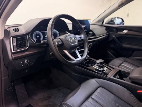 Used 2023 Audi Q5 2.0T Premium Plus w/ Premium Plus Package AWD/4WD image 12
