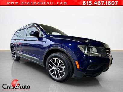 Used 2021 Volkswagen Tiguan SE w/ Panoramic Sunroof Package