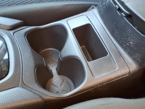 Used 2021 Nissan Rogue Sport S image 25