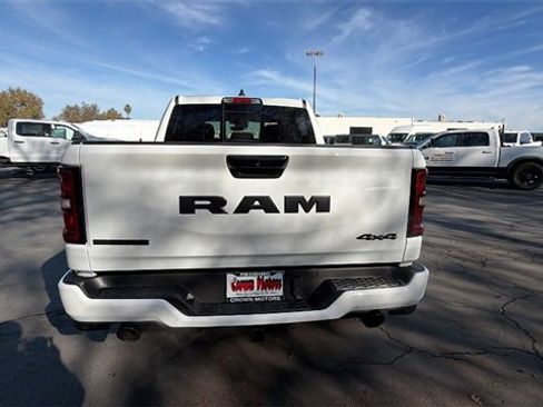New 2026 RAM 1500 4x4 Crew Cab image 5