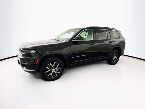 Used 2024 Jeep Grand Cherokee L Limited w/ Luxury Tech Group II image 4