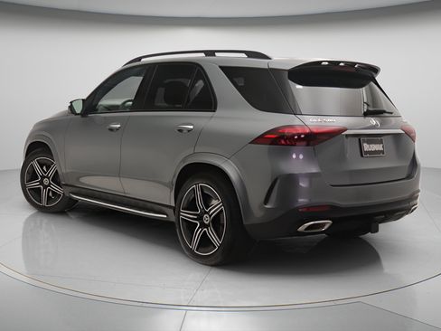 New 2026 Mercedes-Benz GLE 580 4MATIC image 2