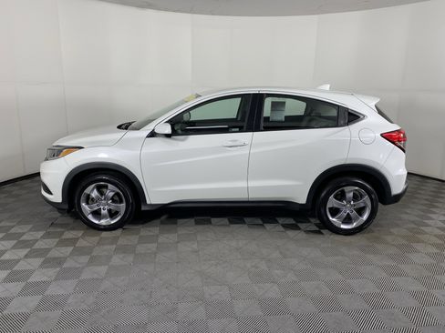 Used 2022 Honda HR-V LX image 9