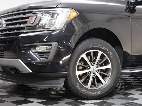 Used 2020 Ford Expedition Max XLT w/ Equipment Group 202A image 3