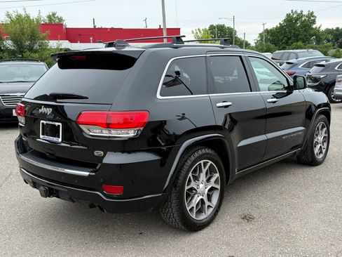 Used 2020 Jeep Grand Cherokee Overland AWD/4WD image 5