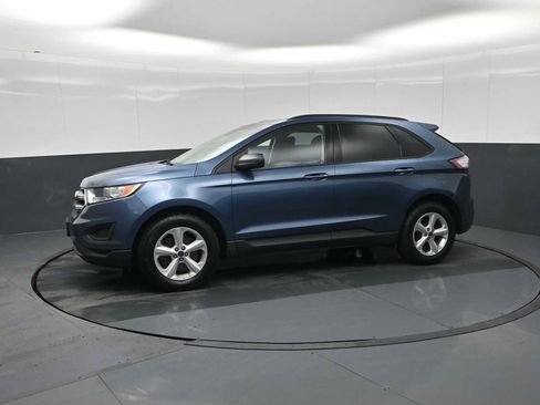 Used 2018 Ford Edge SE image 2