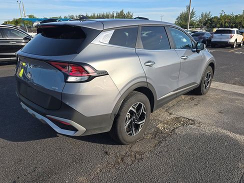 Used 2025 Kia Sportage LX AWD/4WD image 5