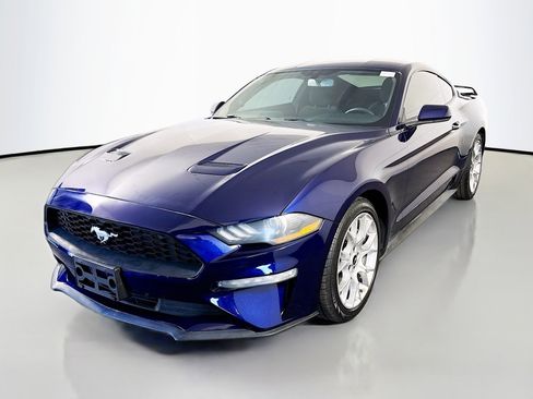 Used 2018 Ford Mustang Coupe w/ Ecoboost Performance Package image 4