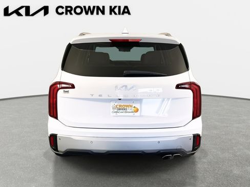 Certified 2024 Kia Telluride S image 6