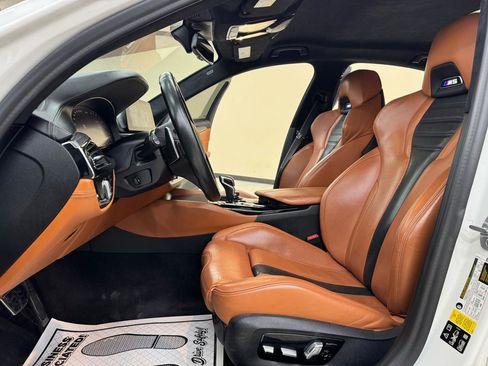 Used 2020 BMW M5 w/ Executive Package image 21
