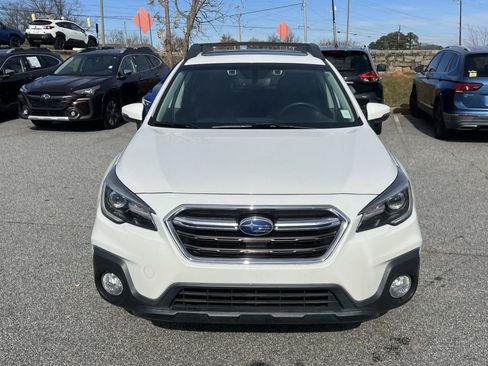 Used 2018 Subaru Outback 2.5i Limited image 2