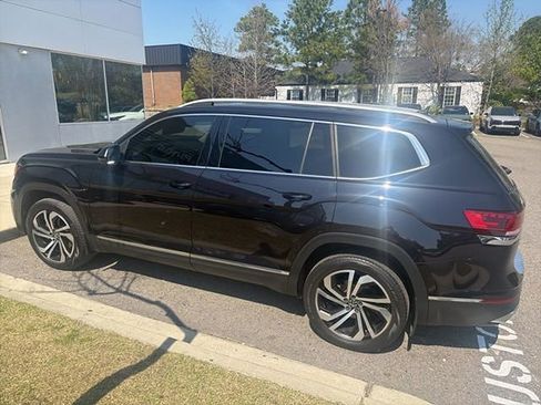 Used 2021 Volkswagen Atlas SEL Premium image 4