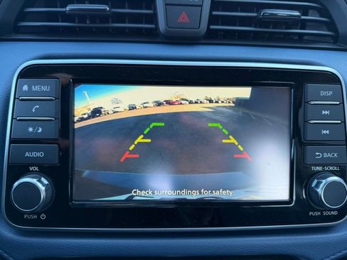 Used 2025 Nissan Versa SV w/ Trunk Package image 20