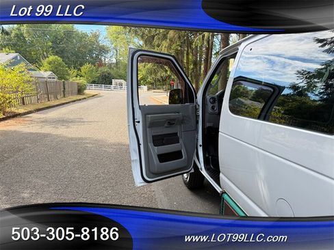 Used 2009 Ford E-350 and Econoline 350 Extended Super Duty RWD image 35