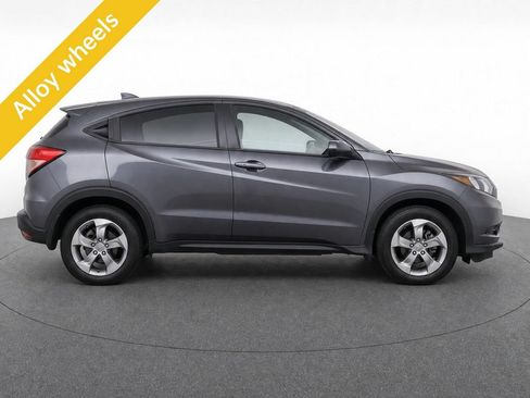 Used 2017 Honda HR-V EX image 8