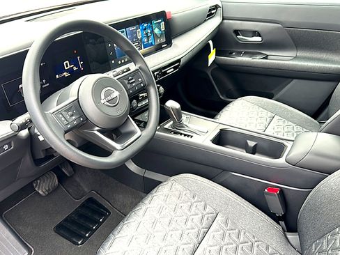 New 2026 Nissan Kicks SV image 9