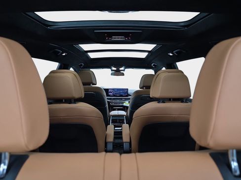 New 2026 BMW X7 xDrive40i w/ M Sport Package image 35