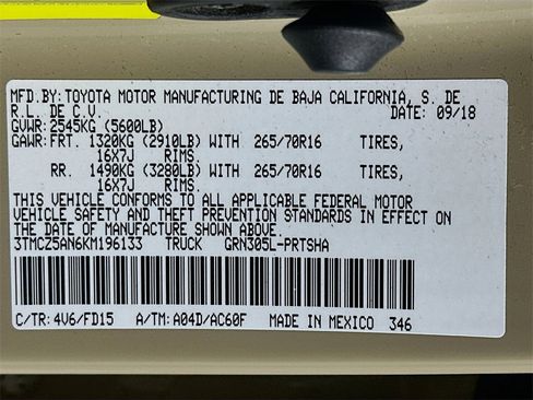 Used 2019 Toyota Tacoma TRD Off-Road image 37