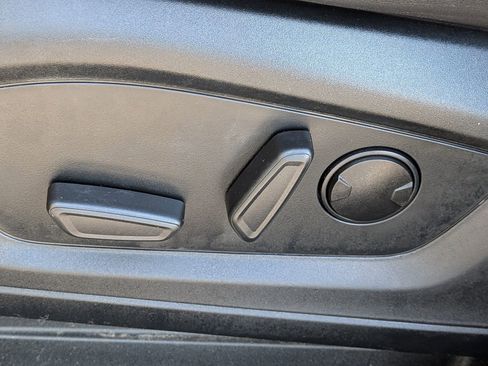 Certified 2023 Ford Explorer XLT w/ Equipment Group 202A image 23