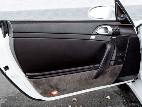 Used 2009 Porsche 911 Turbo image 24