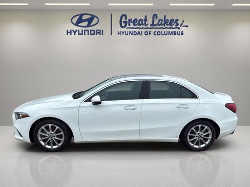 Used 2022 Mercedes-Benz A 220 4MATIC image 2