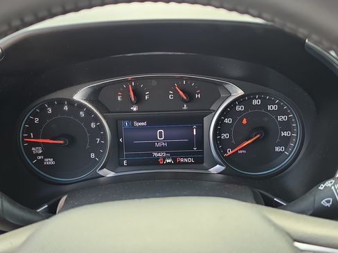 Used 2021 Chevrolet Equinox LT FWD image 32