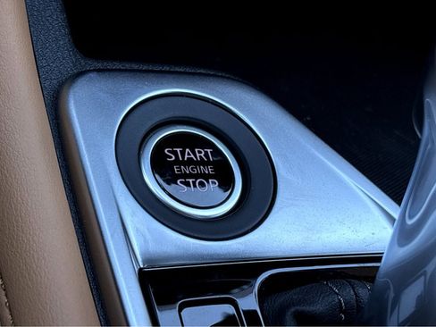 New 2025 Nissan Sentra SV w/ SV Premium Package image 6