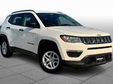 Used 2018 Jeep Compass Sport image 2