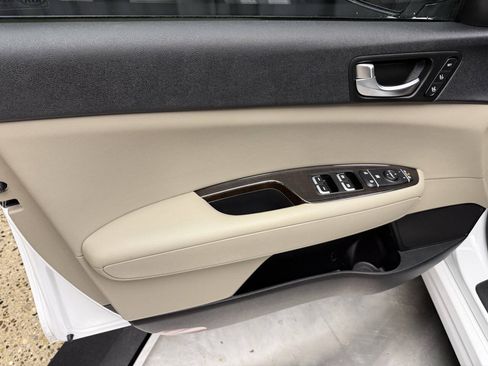 Used 2017 Kia Optima EX w/ Premium Package FWD image 15