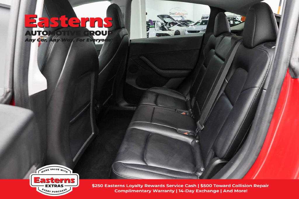 Used 2022 Tesla Model Y Performance AWD/4WD image 17