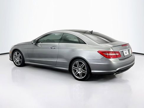 Used 2010 Mercedes-Benz E 550 Coupe image 7
