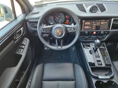 New 2026 Porsche Macan AWD/4WD image 14