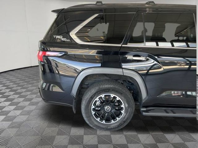 Used 2023 Toyota Sequoia Limited w/ TRD Off-Road Package AWD/4WD image 10