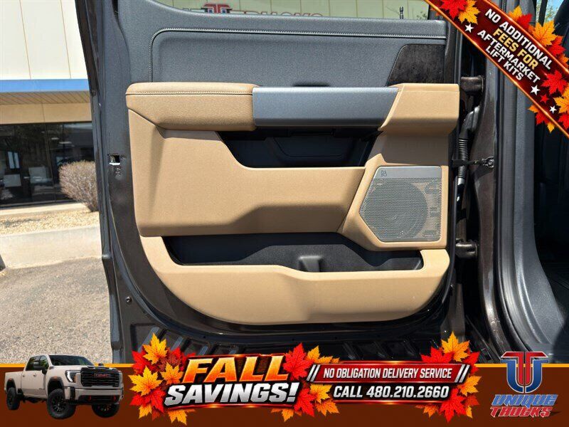 Used 2025 Ford F350 Lariat w/ Tremor Off-Road Package AWD/4WD image 22