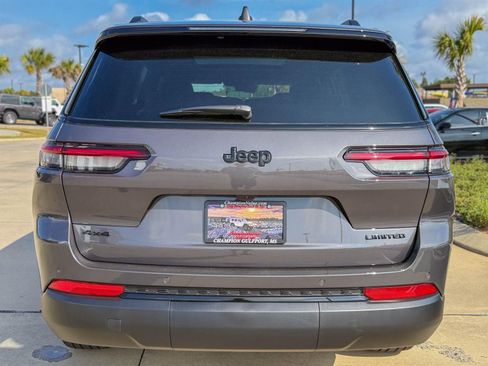 Used 2025 Jeep Grand Cherokee L Limited w/ Black Appearance Package image 33