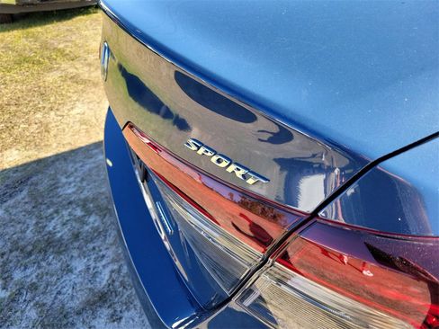 Used 2025 Honda Civic FWD Hybrid Sedan image 8