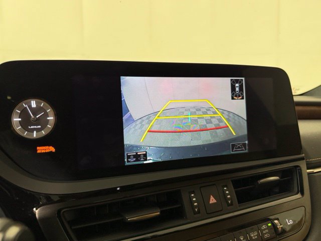 Used 2022 Lexus ES 300h w/ Premium Package FWD image 19