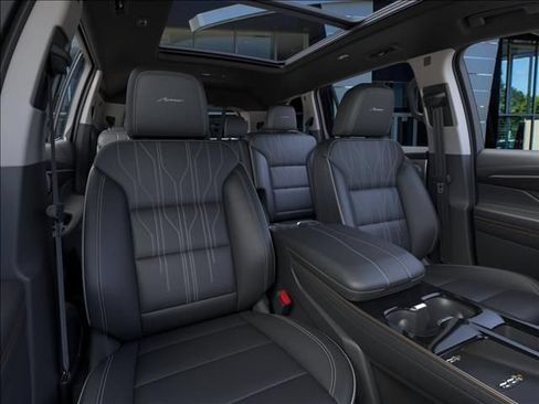 New 2026 Buick Enclave Avenir w/ Super Cruise Package FWD image 16