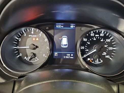 Used 2020 Nissan Rogue SV AWD/4WD image 22
