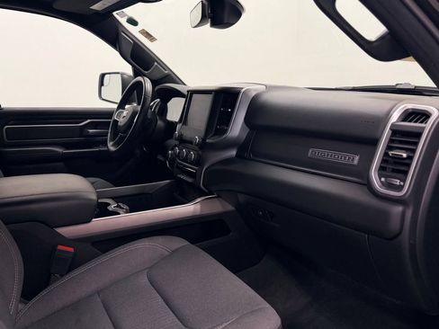 Used 2022 RAM 1500 Big Horn AWD/4WD image 17