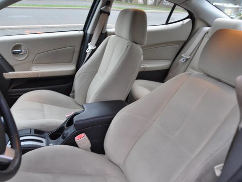 Used 2005 Pontiac Grand Prix GTP w/ Premium Audio Package FWD image 19