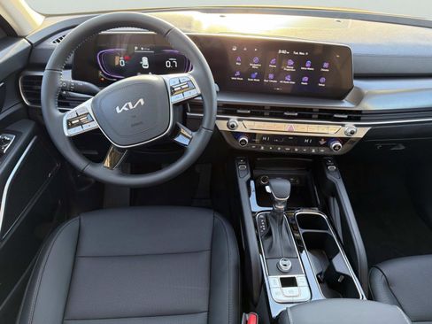 New 2025 Kia Telluride S image 15