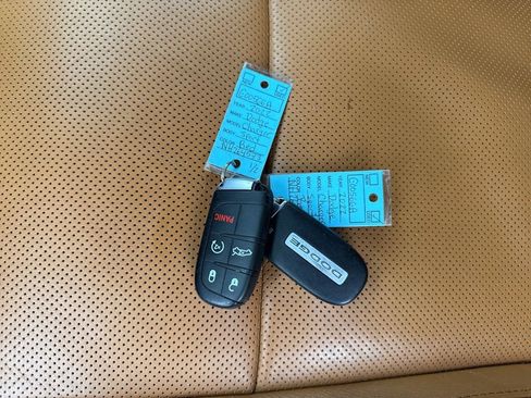 Used 2022 Dodge Charger SXT w/ Plus Group image 35