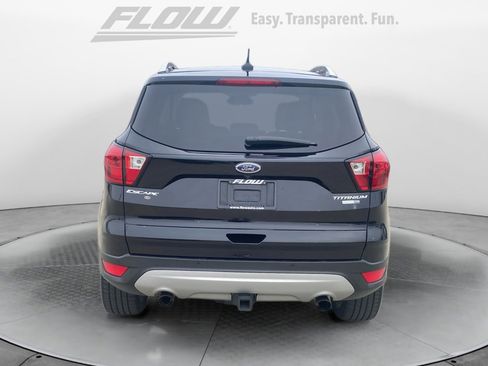 Used 2019 Ford Escape Titanium image 8