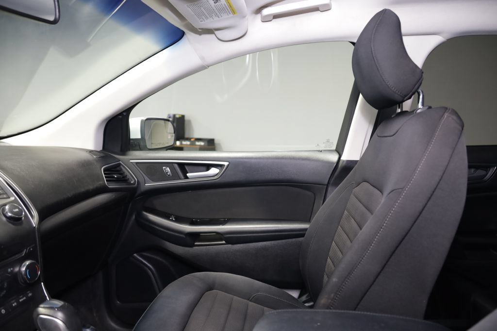 Used 2017 Ford Edge SEL FWD image 15