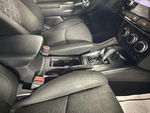 Used 2021 Mitsubishi Outlander Sport SE image 50