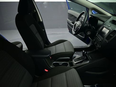 Used 2017 Kia Forte S image 51